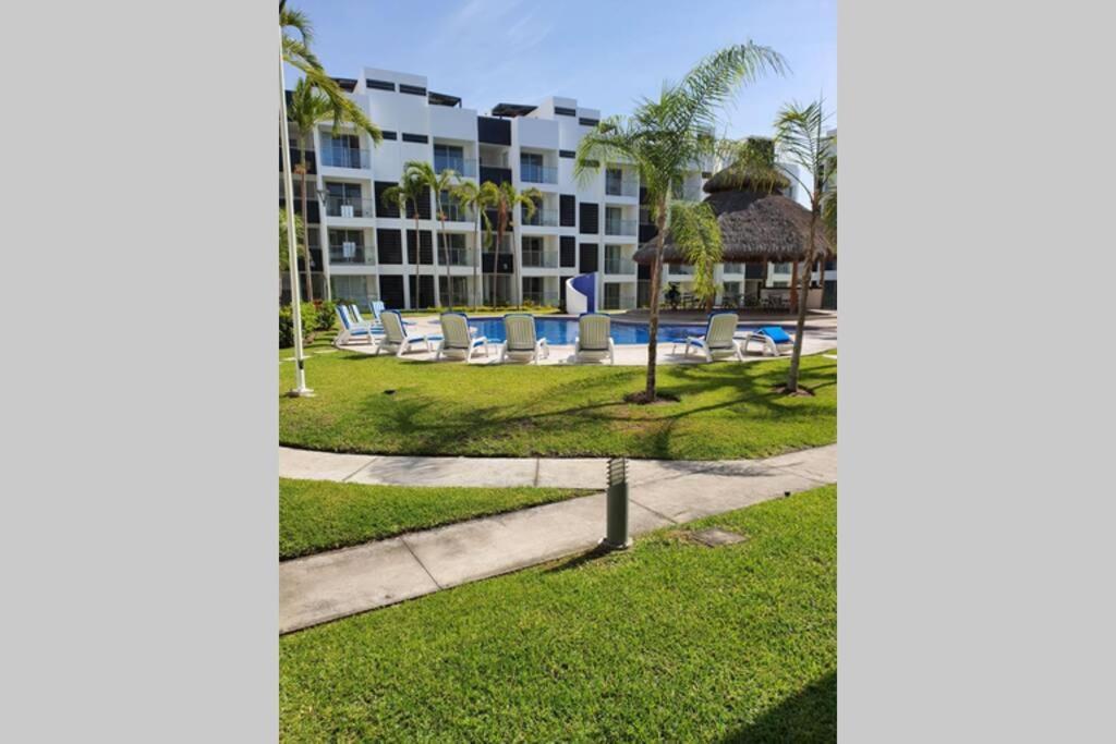 Departamento De Lujo En Manzanillo, Planta Baja Frente A La Alberca Apartment Exterior photo