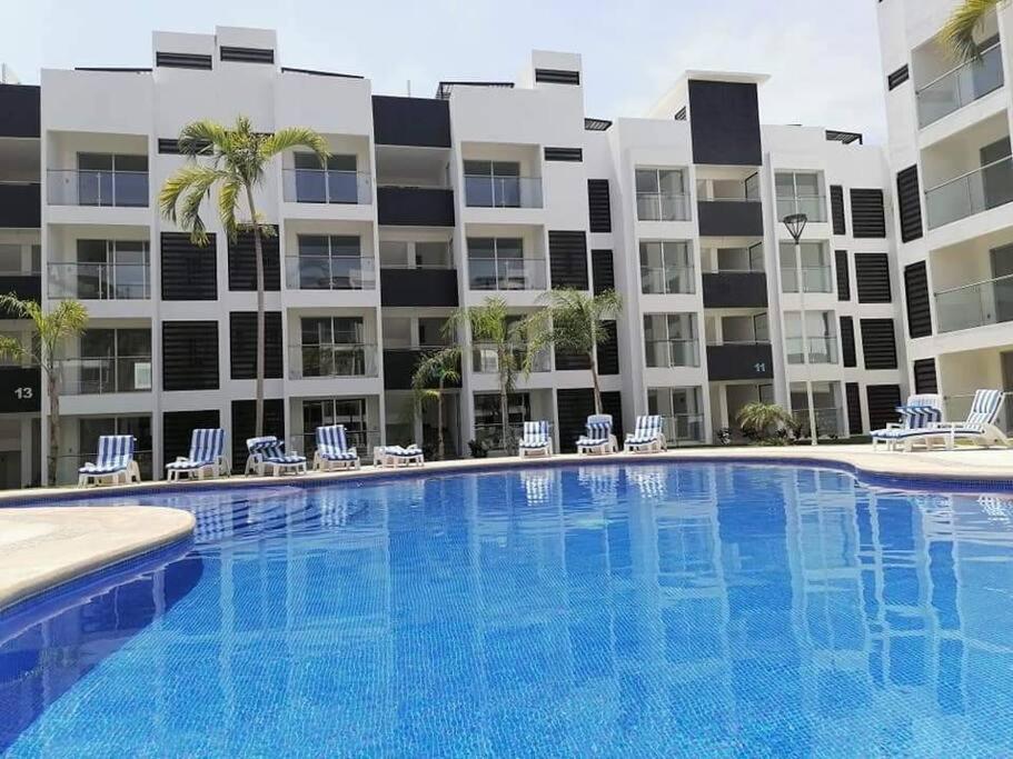 Departamento De Lujo En Manzanillo, Planta Baja Frente A La Alberca Apartment Exterior photo